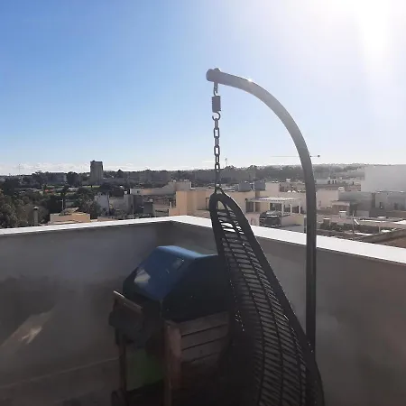 Town Pent House Apartment Luqa